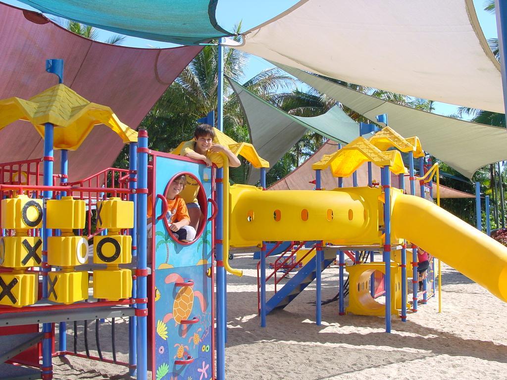Ingenia Holidays Cairns Coconut Ngoại thất bức ảnh Playground at the Children's Museum of Oak Park