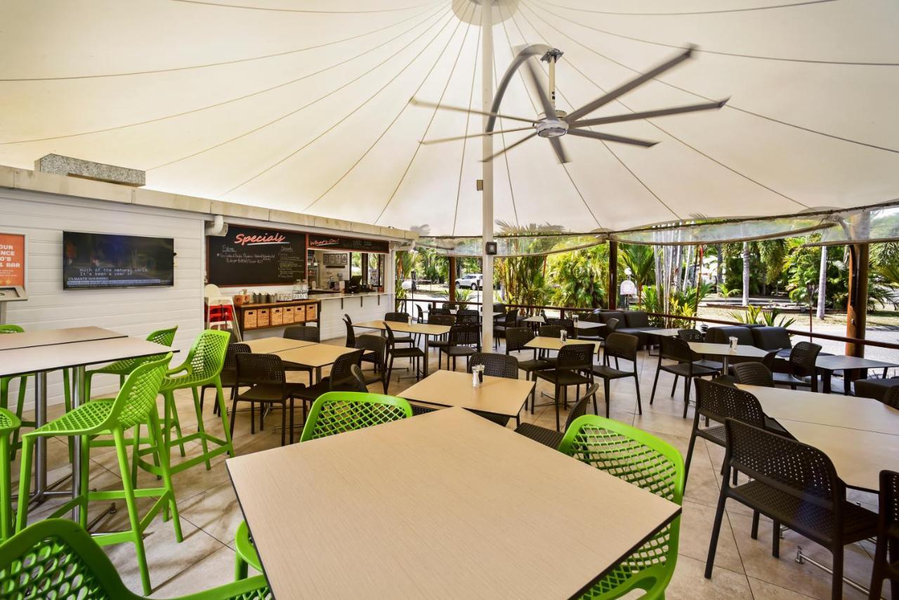 Ingenia Holidays Cairns Coconut Ngoại thất bức ảnh The Village Green